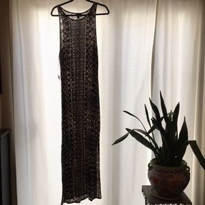 Black and white maxi dress
